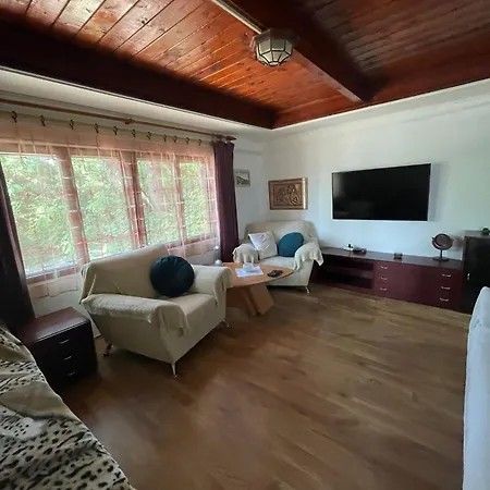 Zara Chalet
